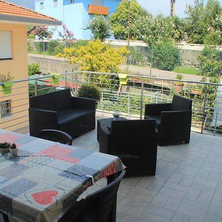 Casa Vela Apartment Riva del Garda Luaran gambar