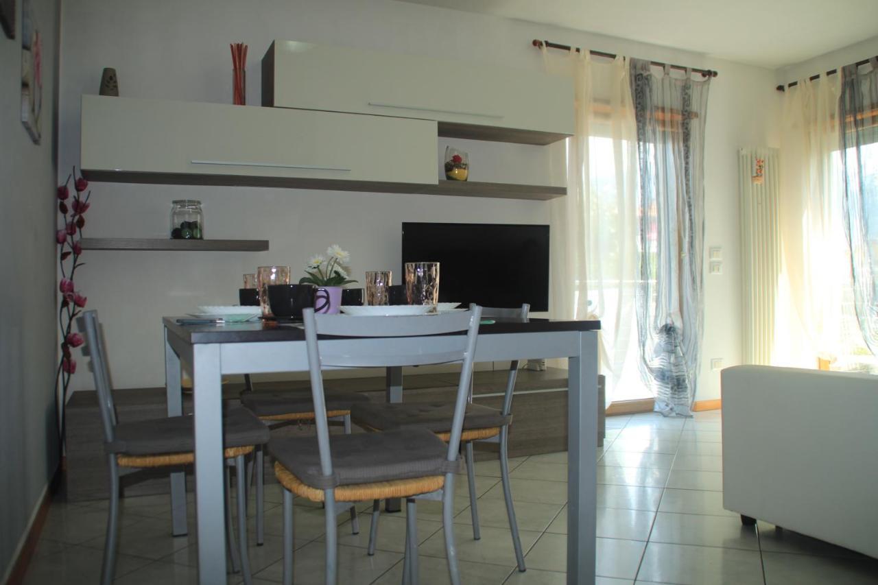Casa Vela Apartment Riva del Garda Luaran gambar